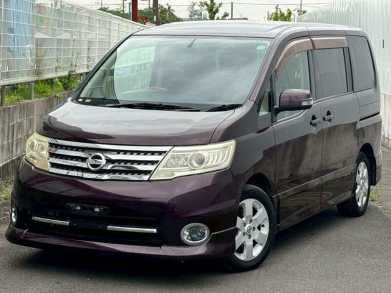 NISSAN SERENA