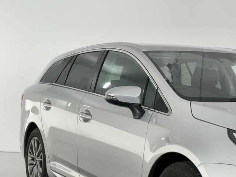AVENSIS WAGON