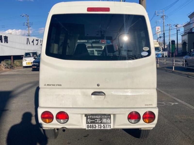 MINICAB VAN