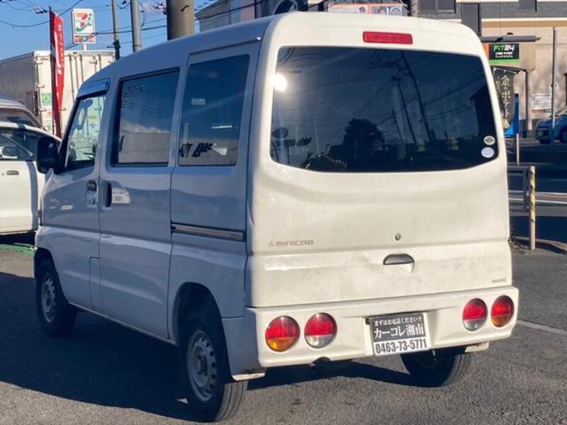 MINICAB VAN