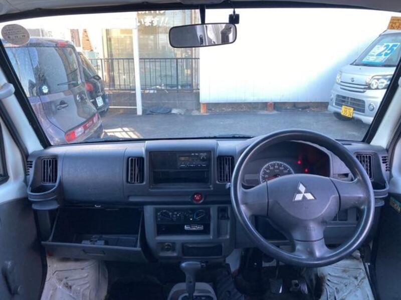 MINICAB VAN