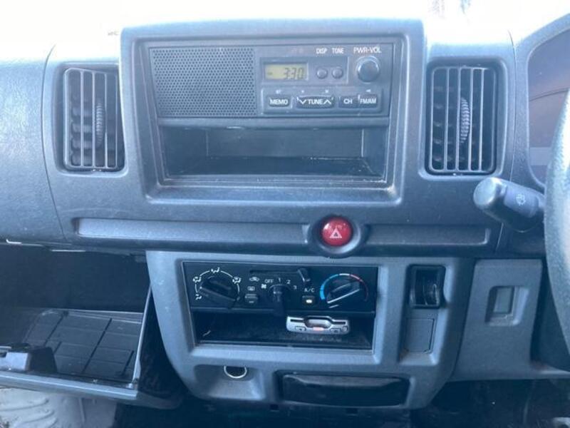 MINICAB VAN