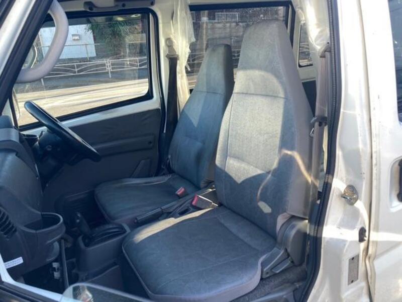 MINICAB VAN