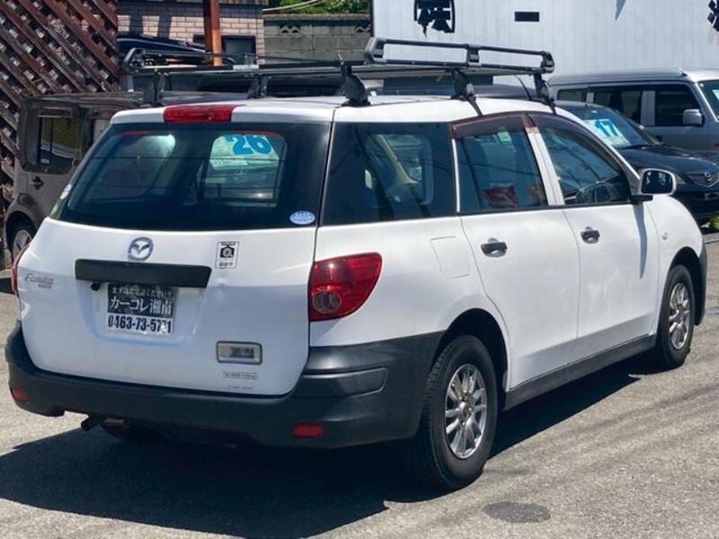 FAMILIA VAN