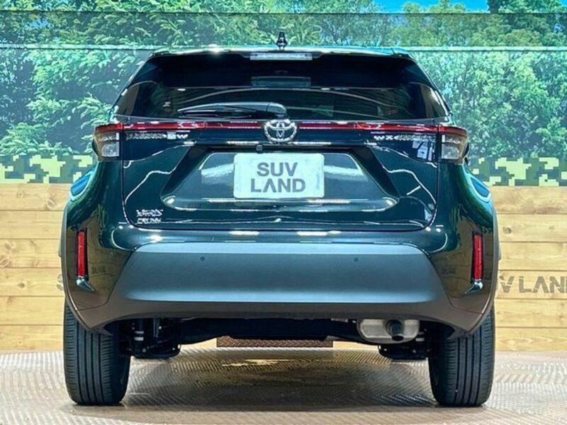 YARIS CROSS