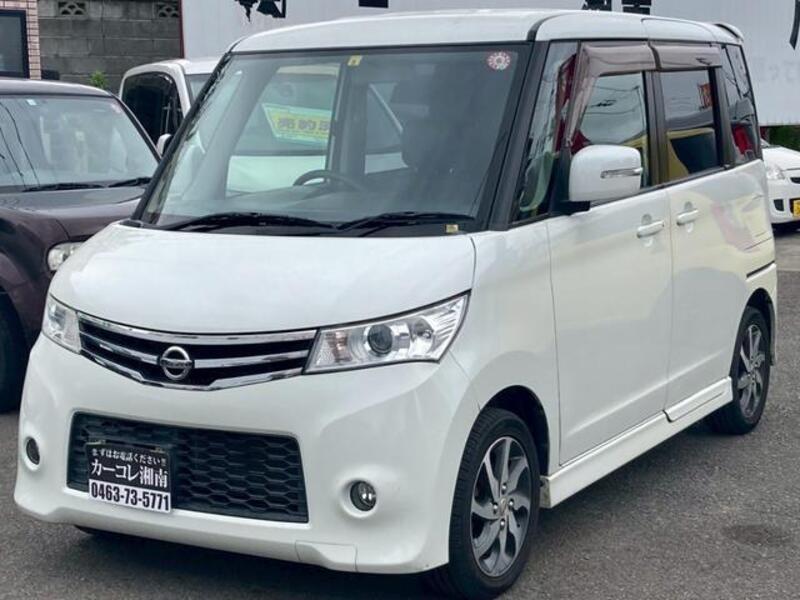NISSAN ROOX