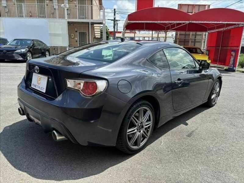 86