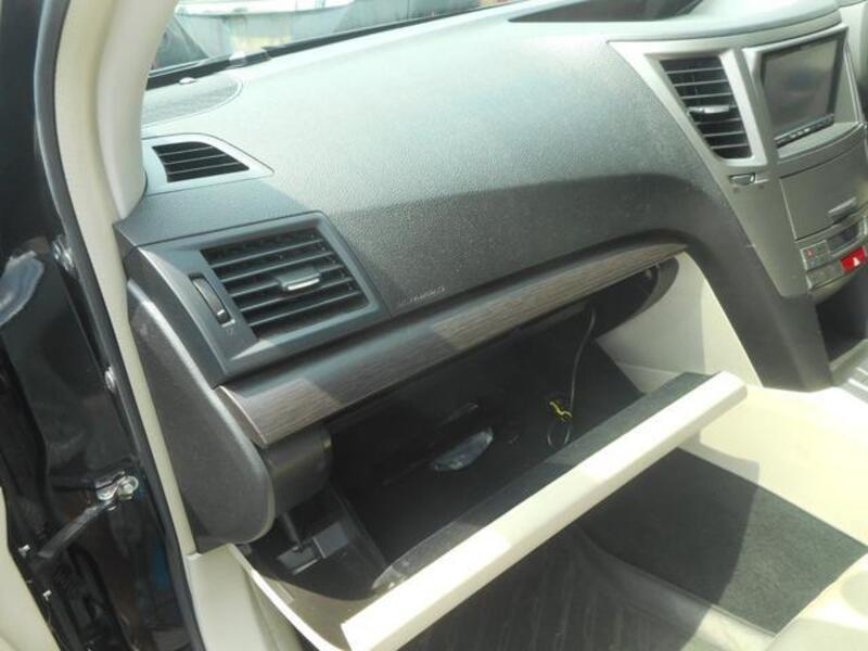 LEGACY OUTBACK