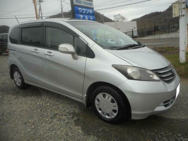 HONDA FREED