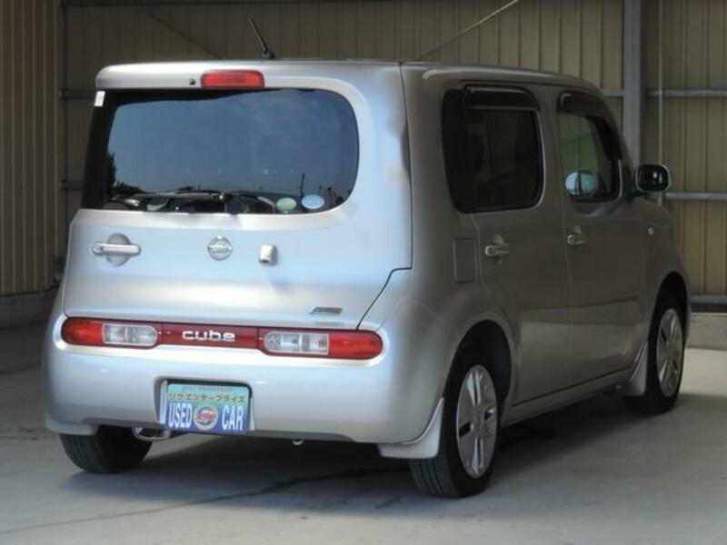 CUBE