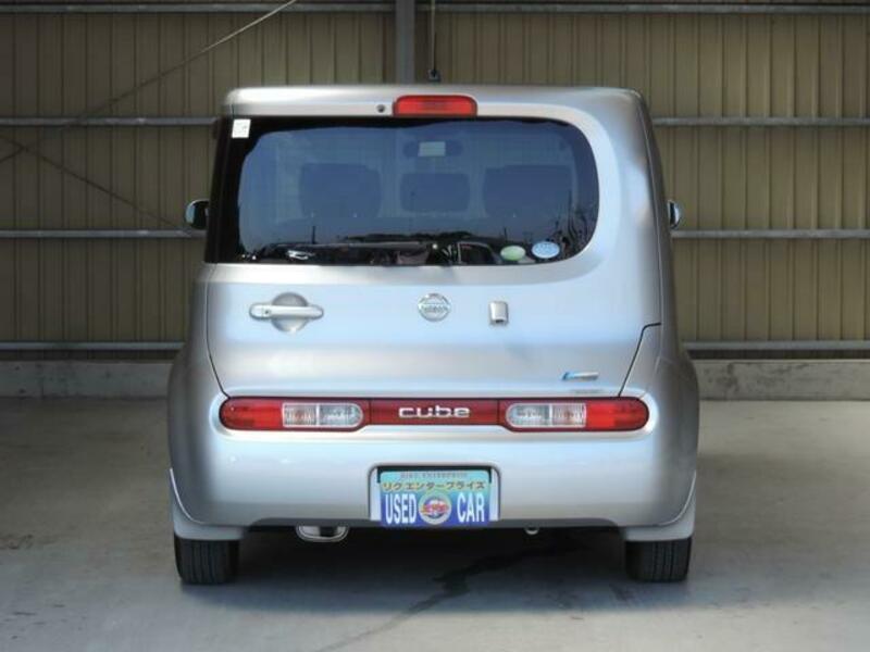 CUBE