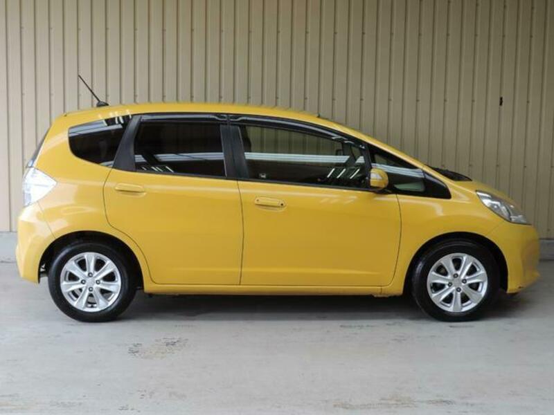 FIT HYBRID