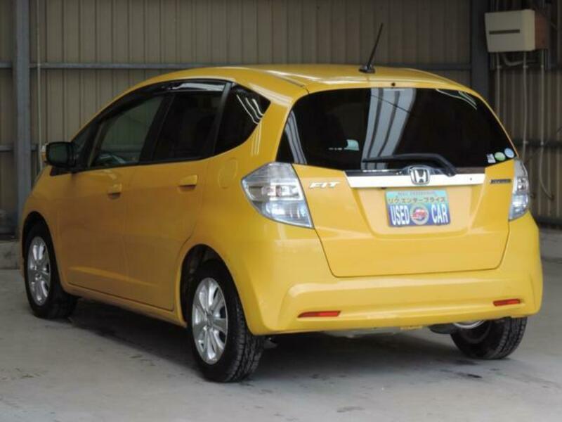 FIT HYBRID