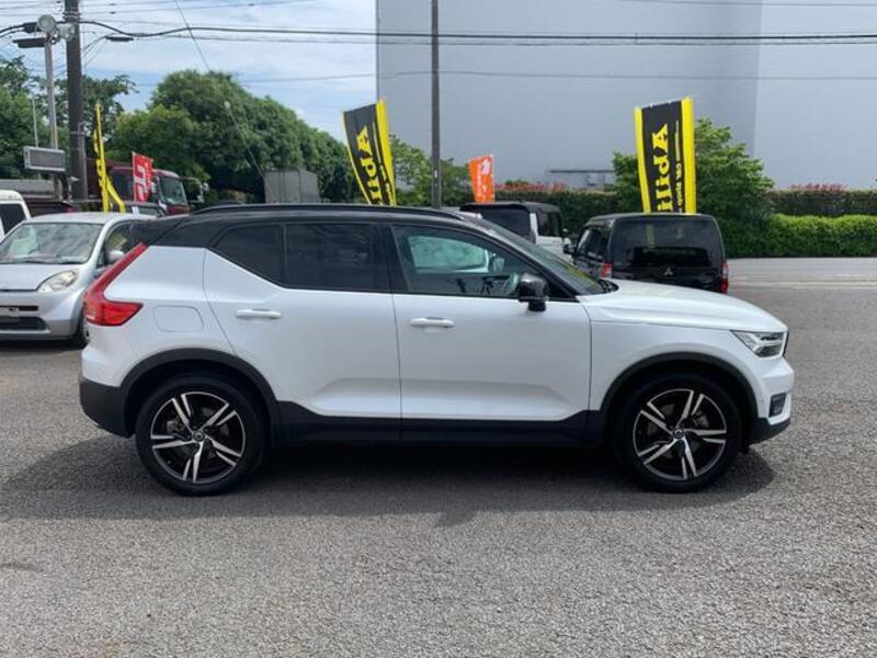 XC40