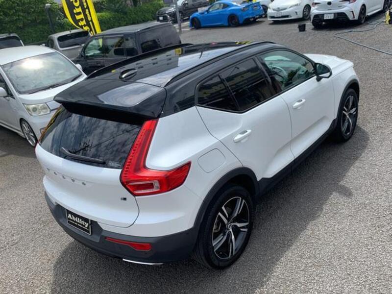 XC40