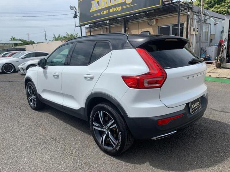 XC40