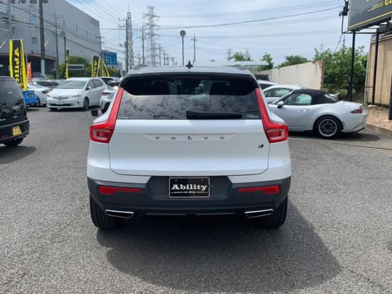 XC40