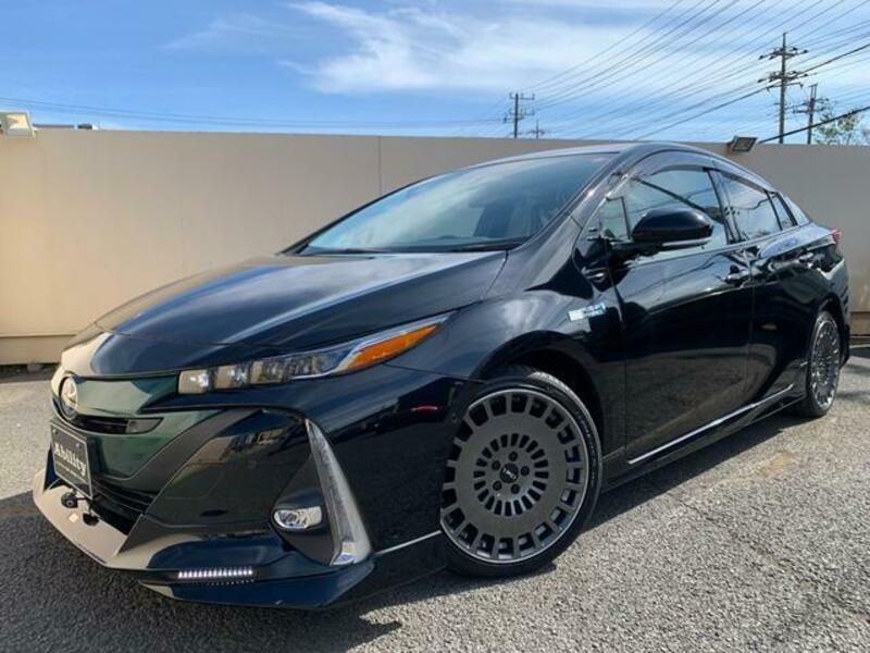 PRIUS PHV