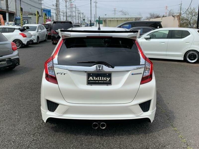FIT HYBRID