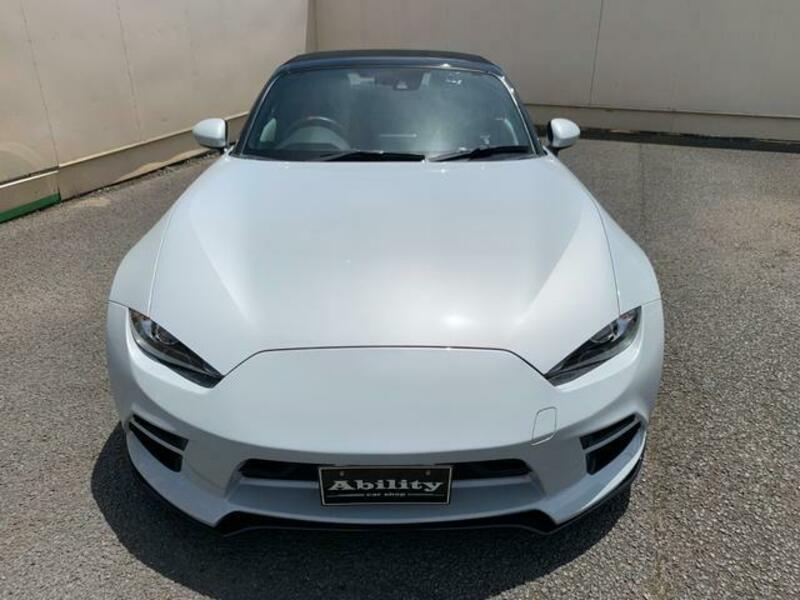 ROADSTER