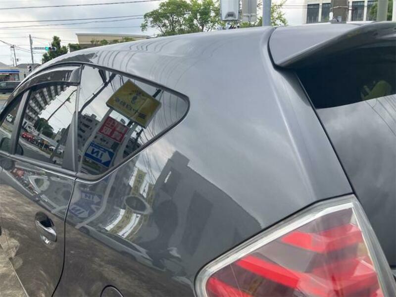 PRIUS ALPHA