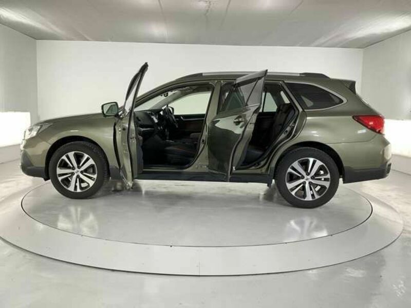 LEGACY OUTBACK