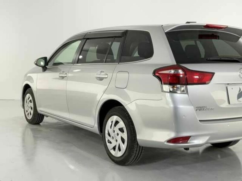 COROLLA FIELDER
