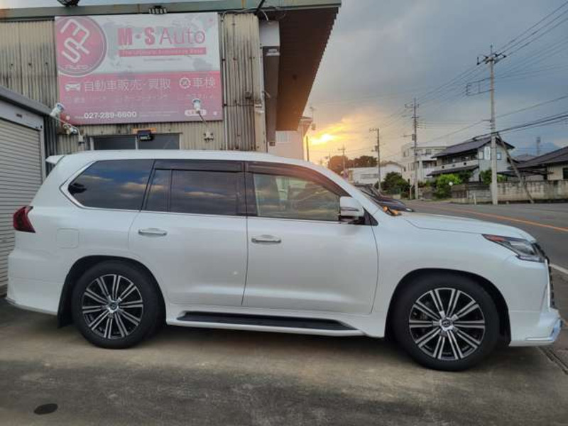 LX