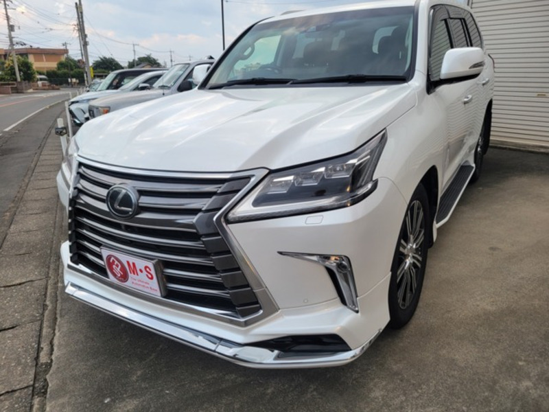 LEXUS LX