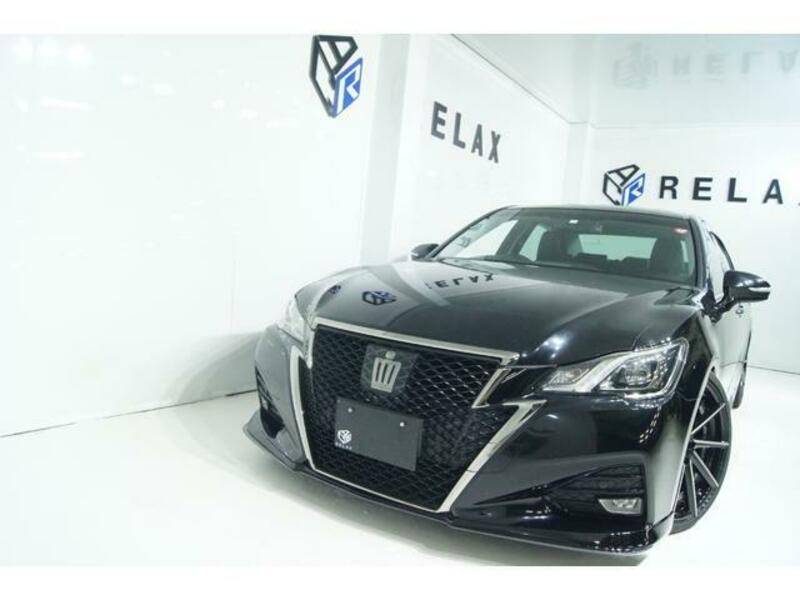 TOYOTA CROWN