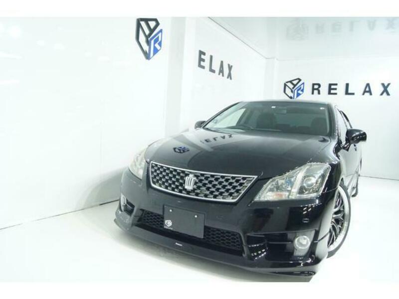 TOYOTA CROWN