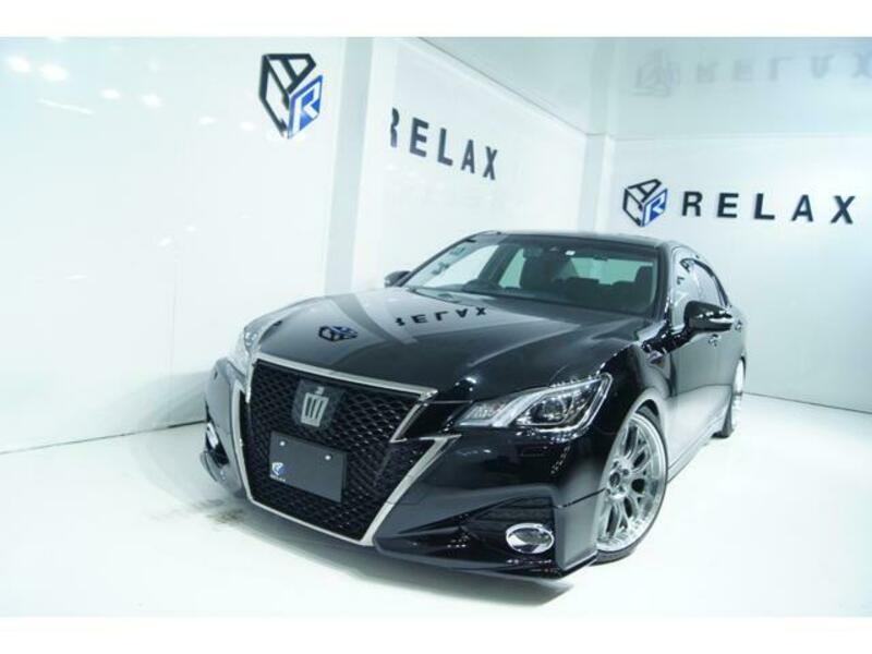TOYOTA CROWN