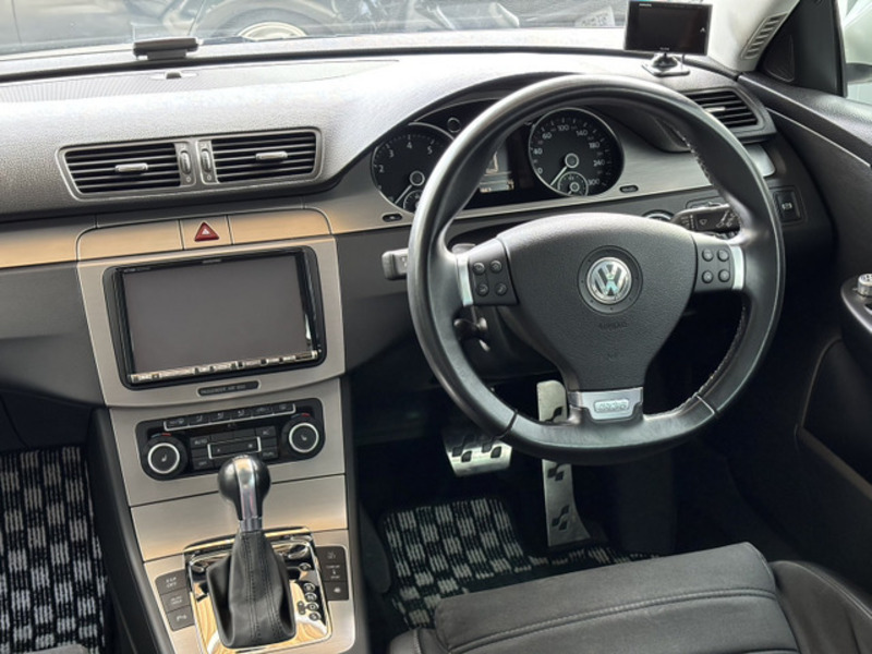 PASSAT VARIANT