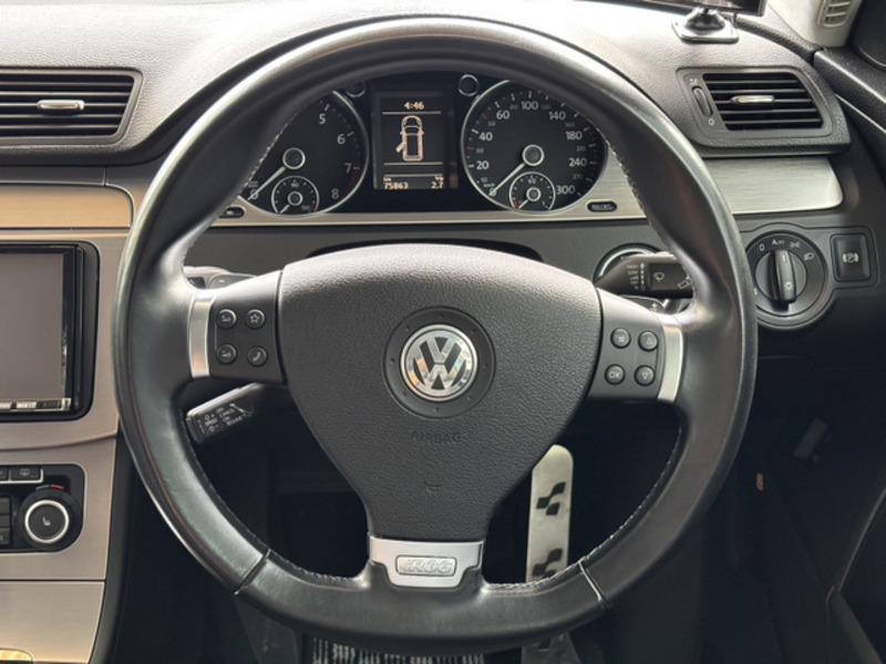 PASSAT VARIANT
