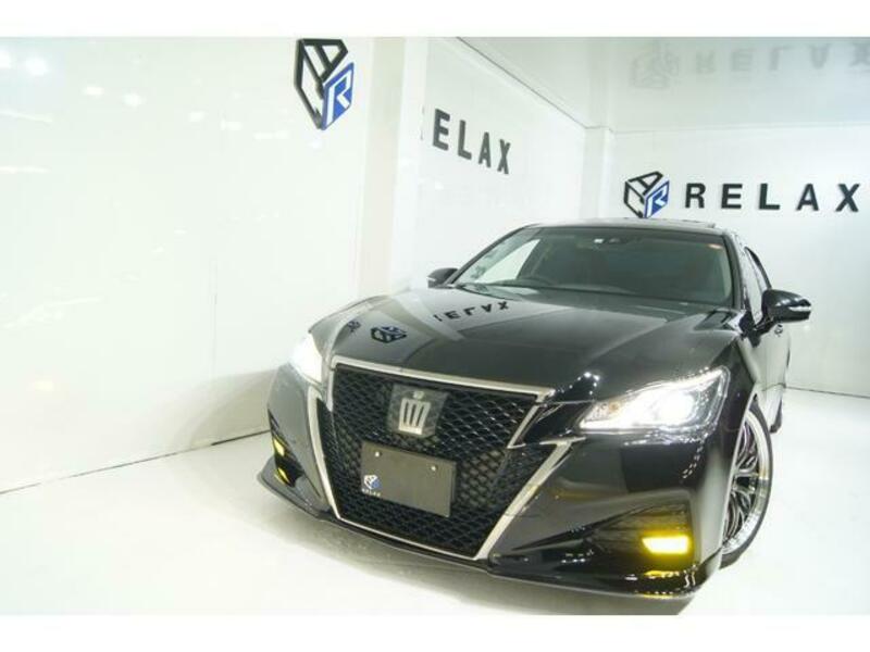 TOYOTA CROWN