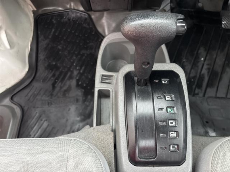 MINICAB TRUCK