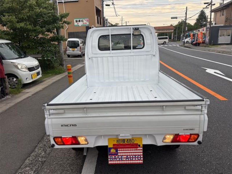 MINICAB TRUCK