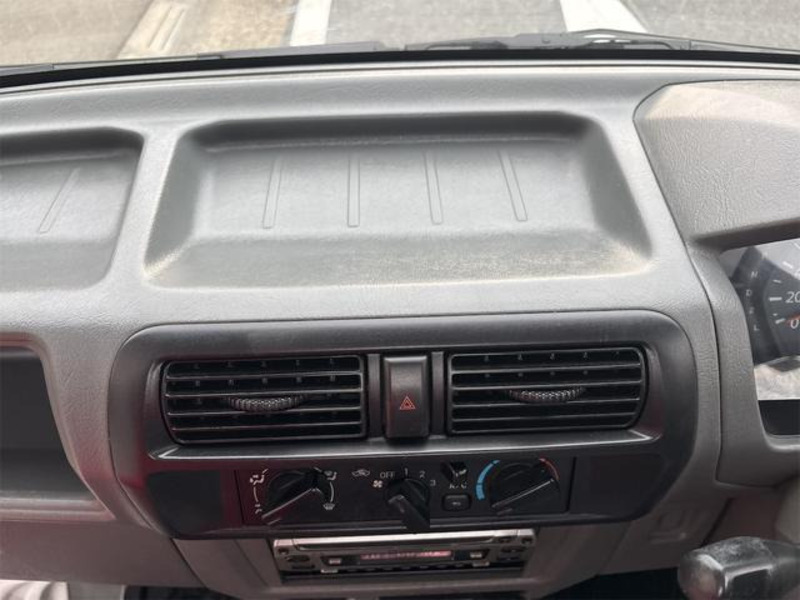 MINICAB TRUCK
