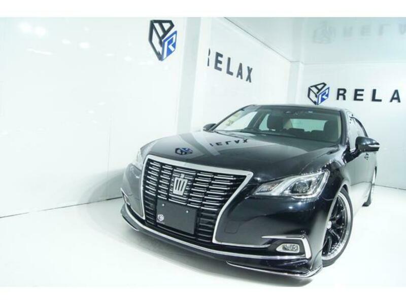 TOYOTA CROWN
