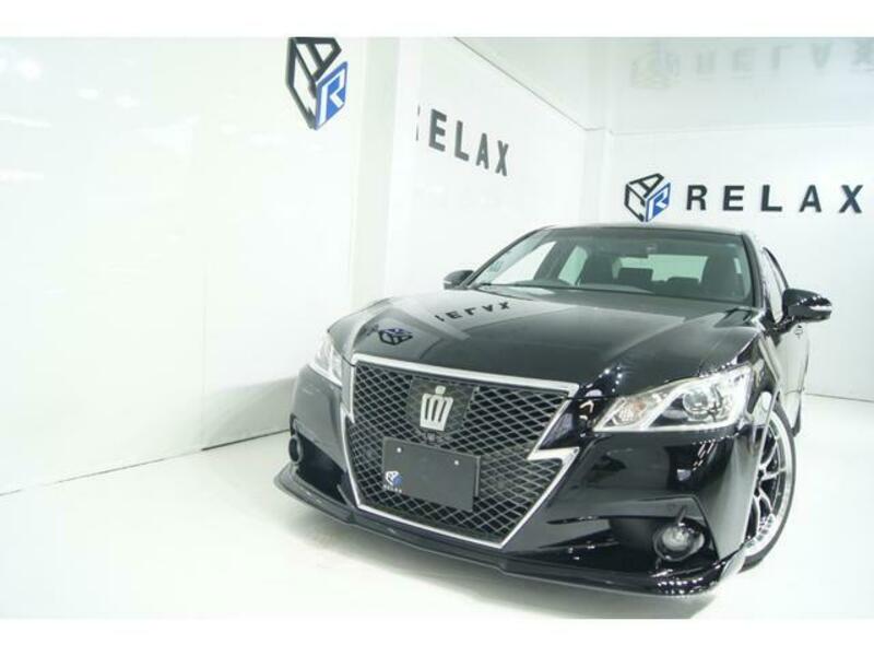 TOYOTA CROWN