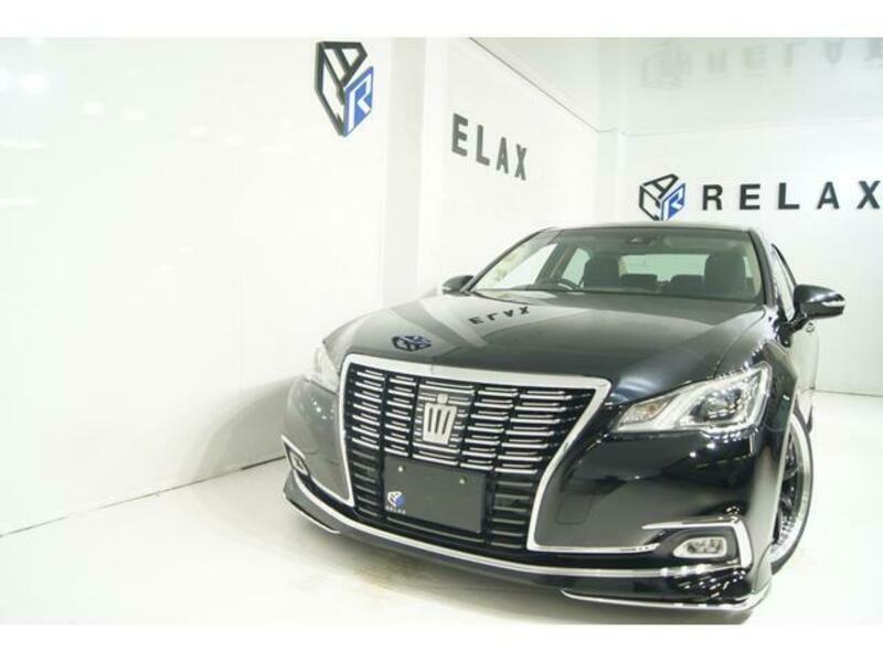 TOYOTA CROWN