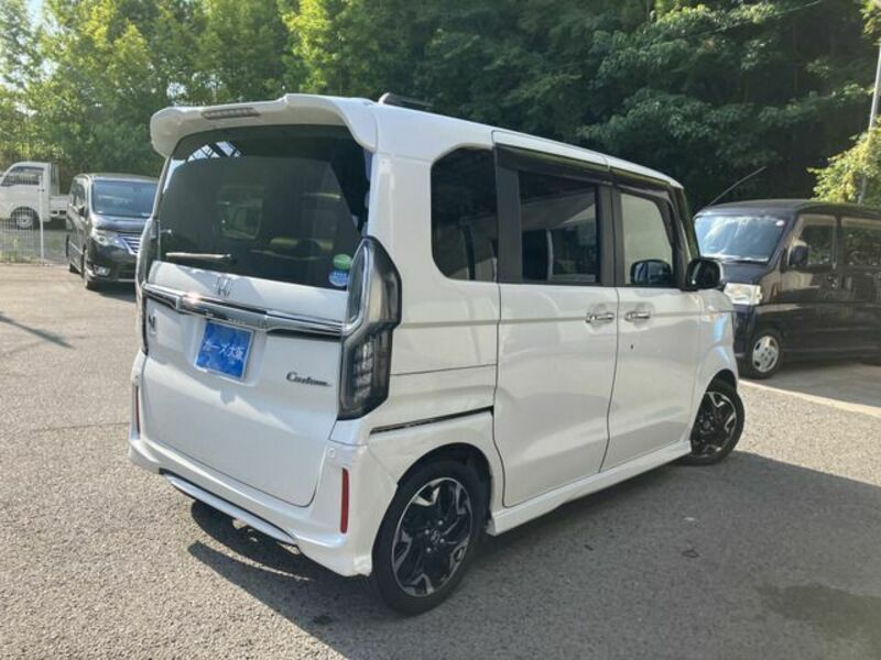 N BOX CUSTOM