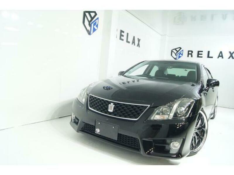TOYOTA CROWN