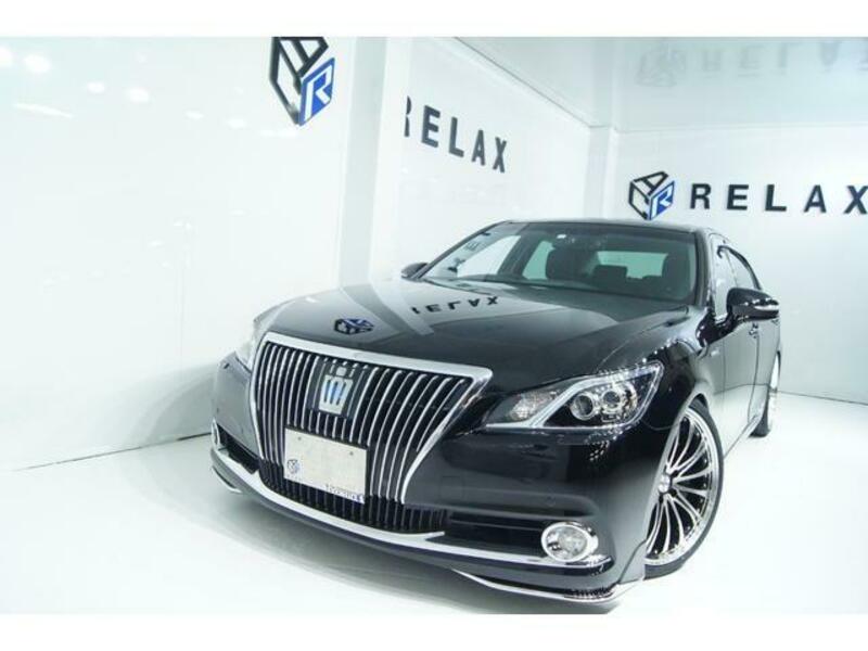 TOYOTA CROWN MAJESTA