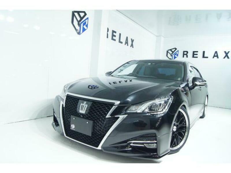 TOYOTA CROWN