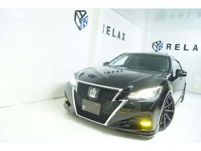 TOYOTA CROWN
