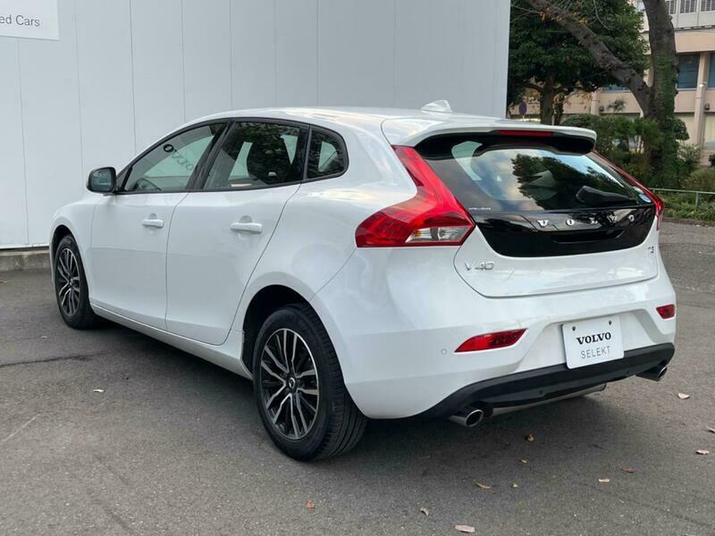 V40-24