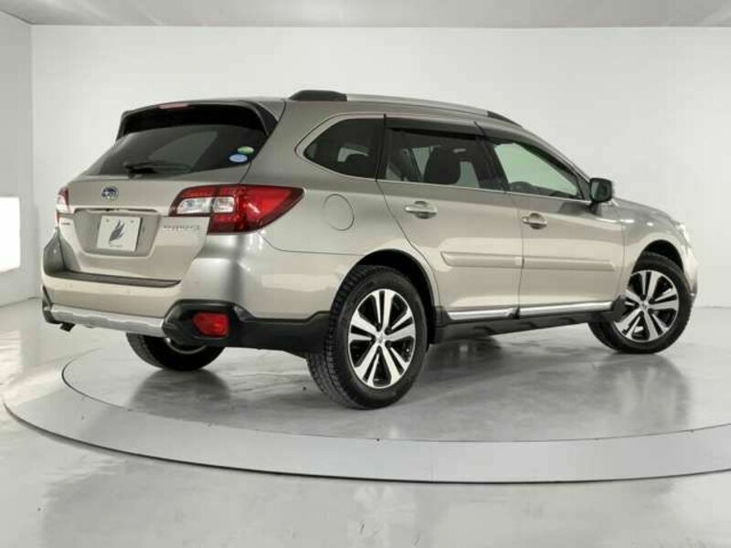 LEGACY OUTBACK