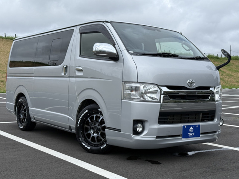 HIACE VAN
