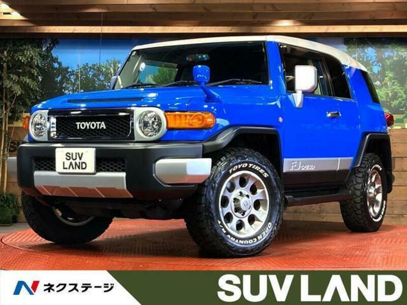 TOYOTA FJ CRUISER